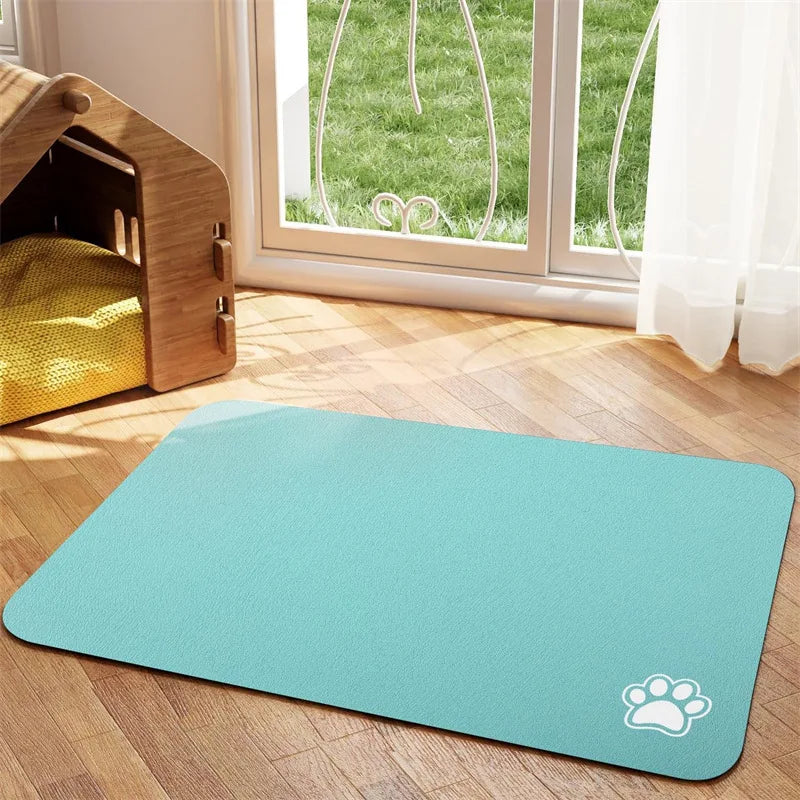 Mess-Free Mealtime: Absorbent & Easy-Clean Pet Feeding Mat!